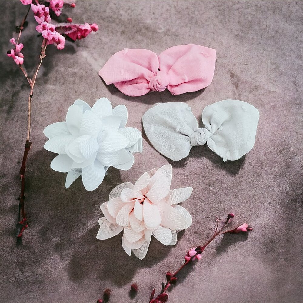 Girl's 4 Pc Hair Clip Set